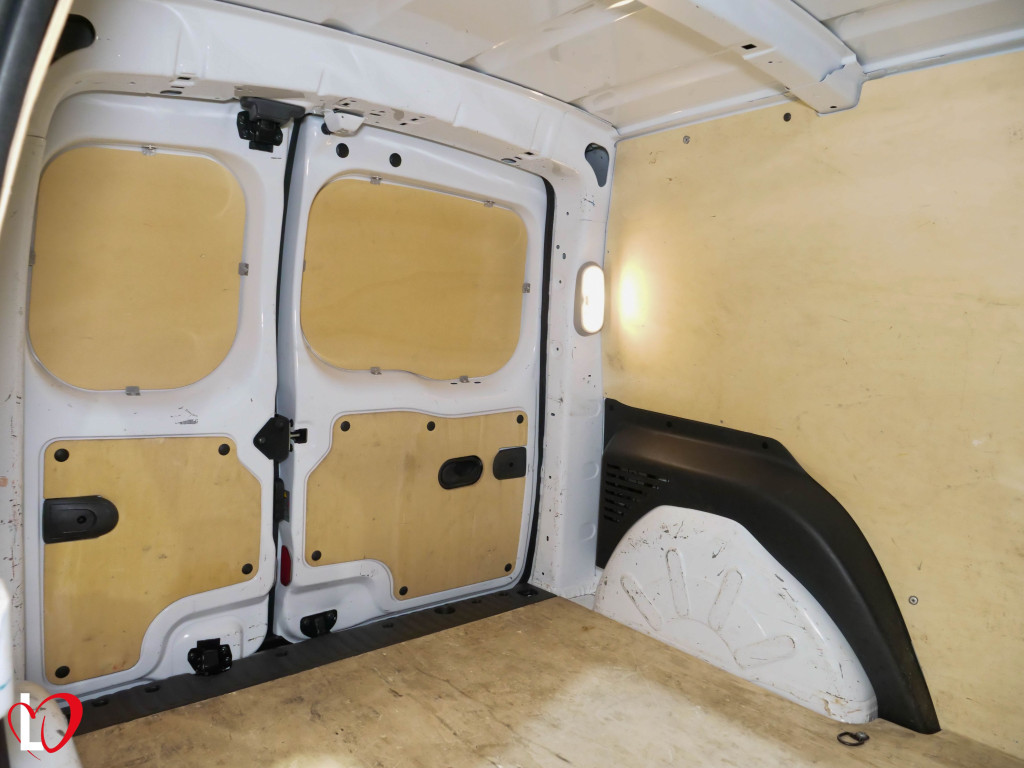 RENAULT KANGOO 1.5 DCI FURGON 3PLAZAS  75 de segunda mano