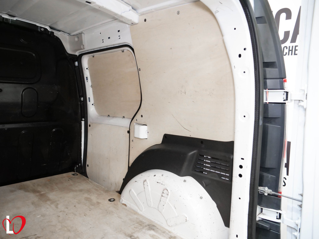 RENAULT KANGOO 1.5 DCI FURGON 3PLAZAS  75 de segunda mano