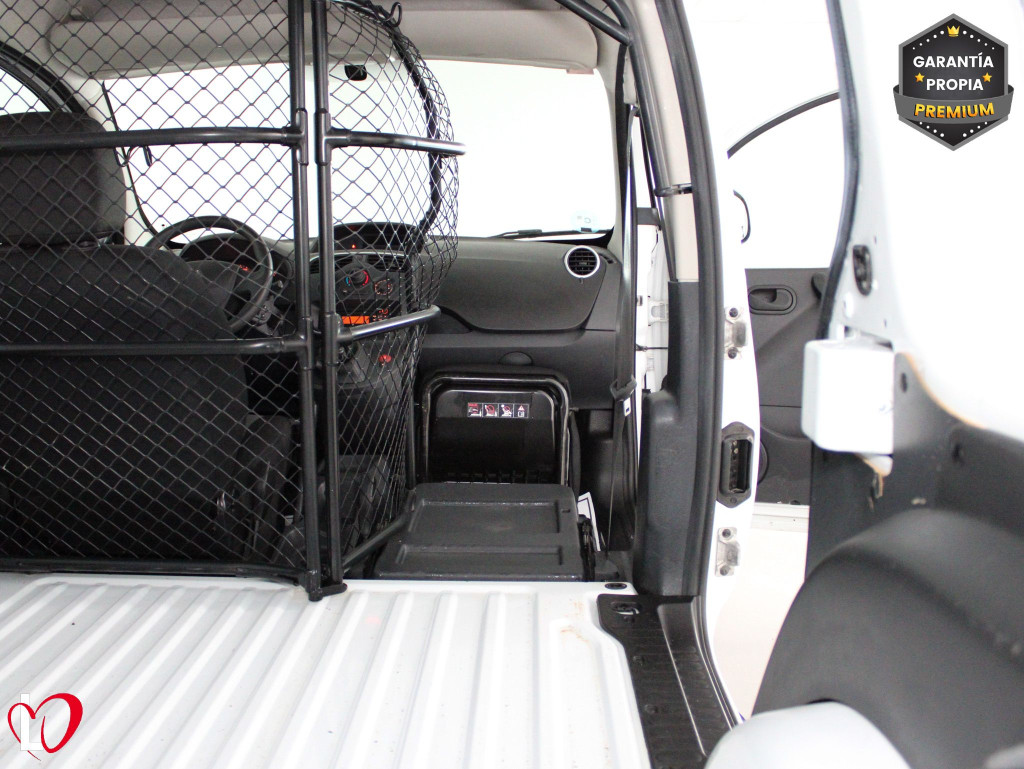 RENAULT KANGOO 1.5 DCI FURGÓN CERRADO 6 VEL 80 de segunda mano