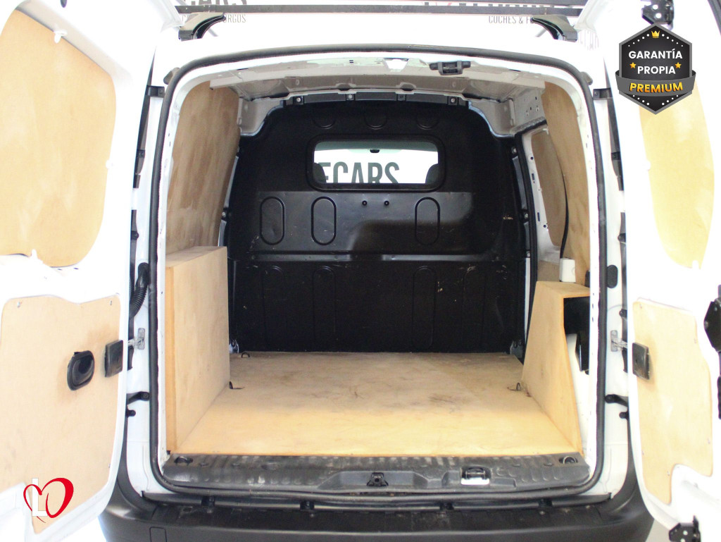 RENAULT KANGOO 1.5 DCI FURGÓN CERRADO 6 VEL 95 de segunda mano