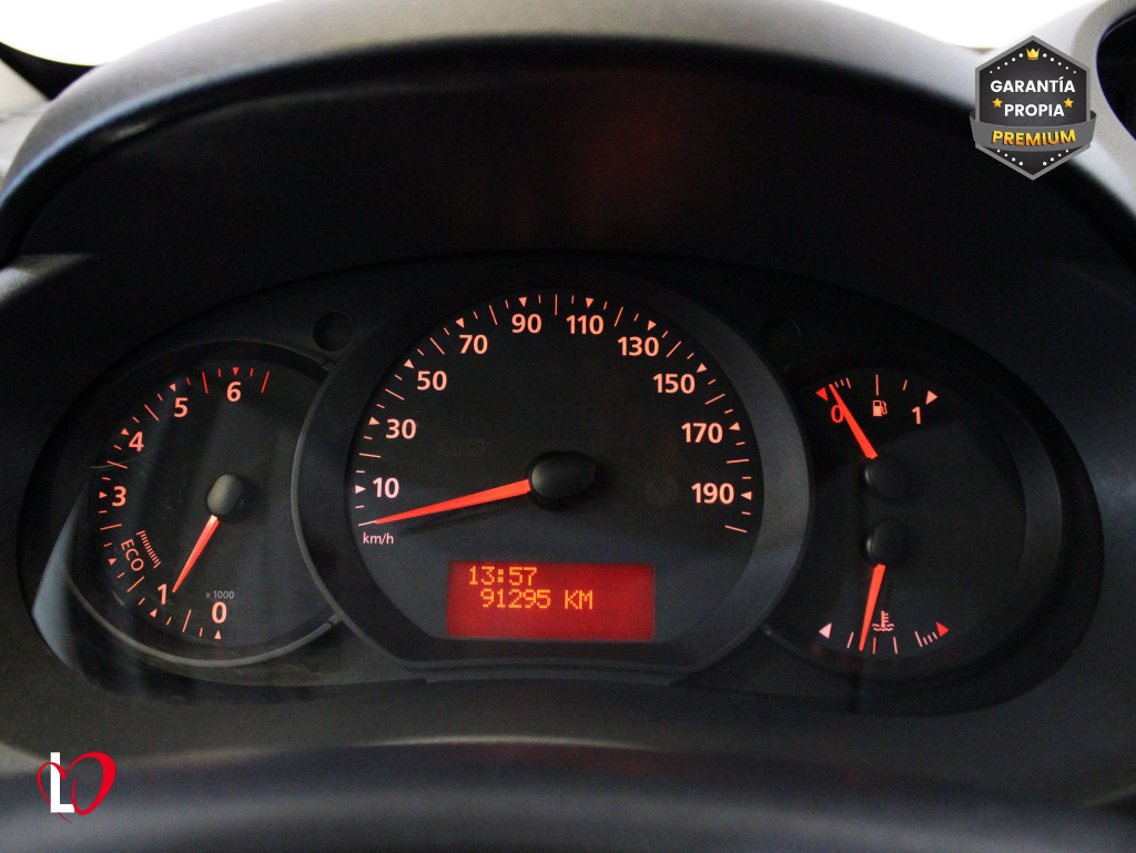 RENAULT KANGOO 1.5 DCI FURGÓN CERRADO 6 VEL 95 de segunda mano
