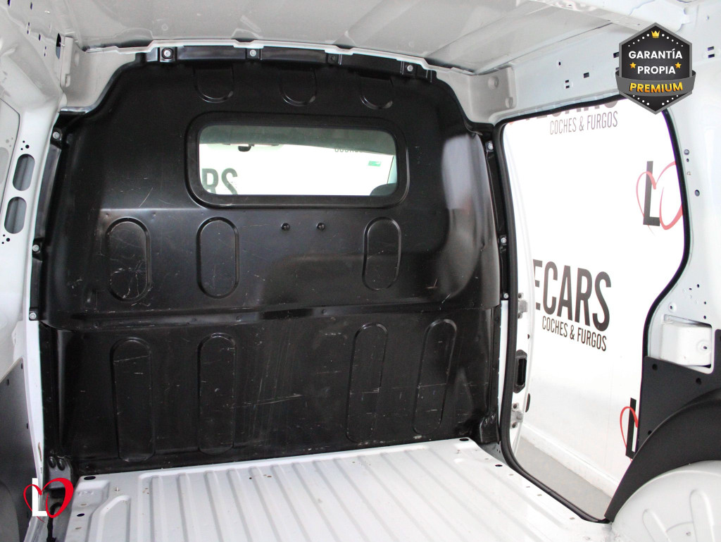 RENAULT KANGOO 1.5 DCI FURGÓN CERRADO 6 VEL 95 de segunda mano