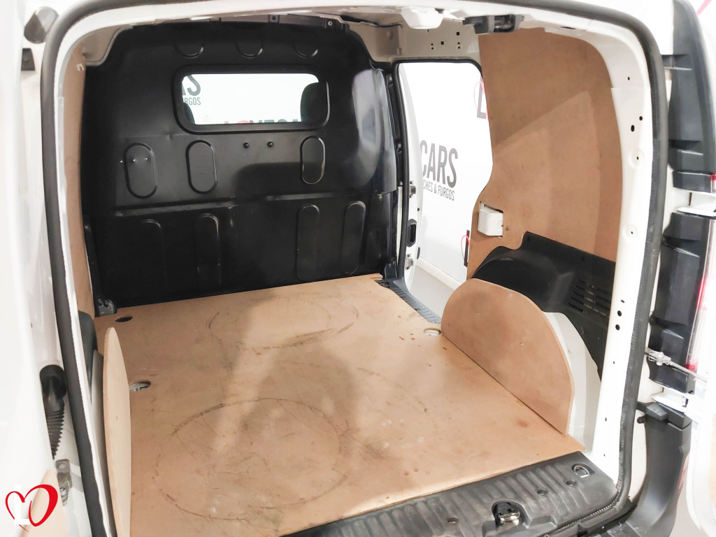 RENAULT KANGOO 1.5 DCI FURGÓN CERRADO 75 de segunda mano