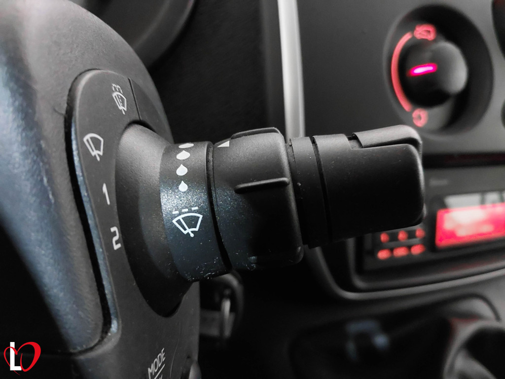 RENAULT KANGOO 1.5 DCI FURGÓN CERRADO 75 de segunda mano