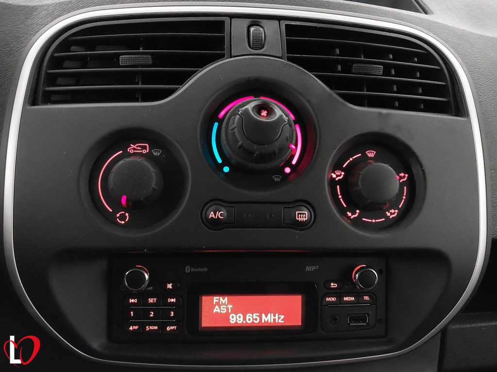RENAULT KANGOO 1.5 DCI FURGÓN CERRADO 75 de segunda mano