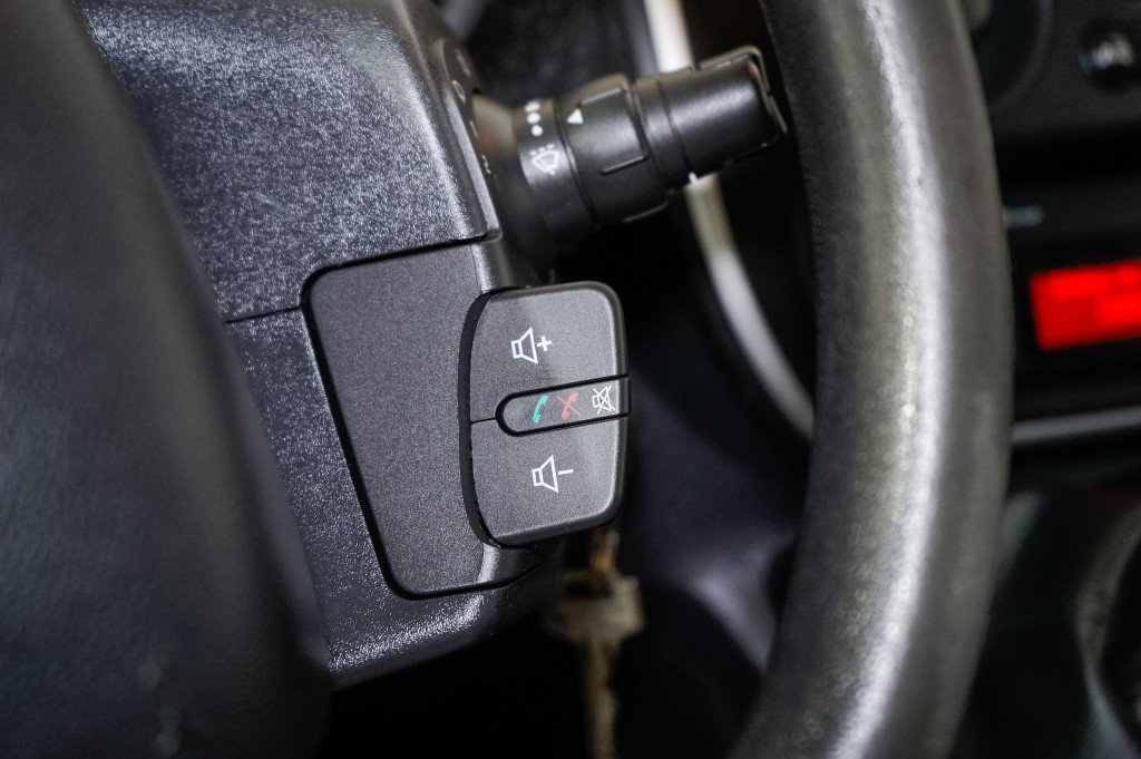 RENAULT KANGOO 1.5 DCI FURGÓN ISOTERMO MAXI 3 PLAZAS 90 de segunda mano