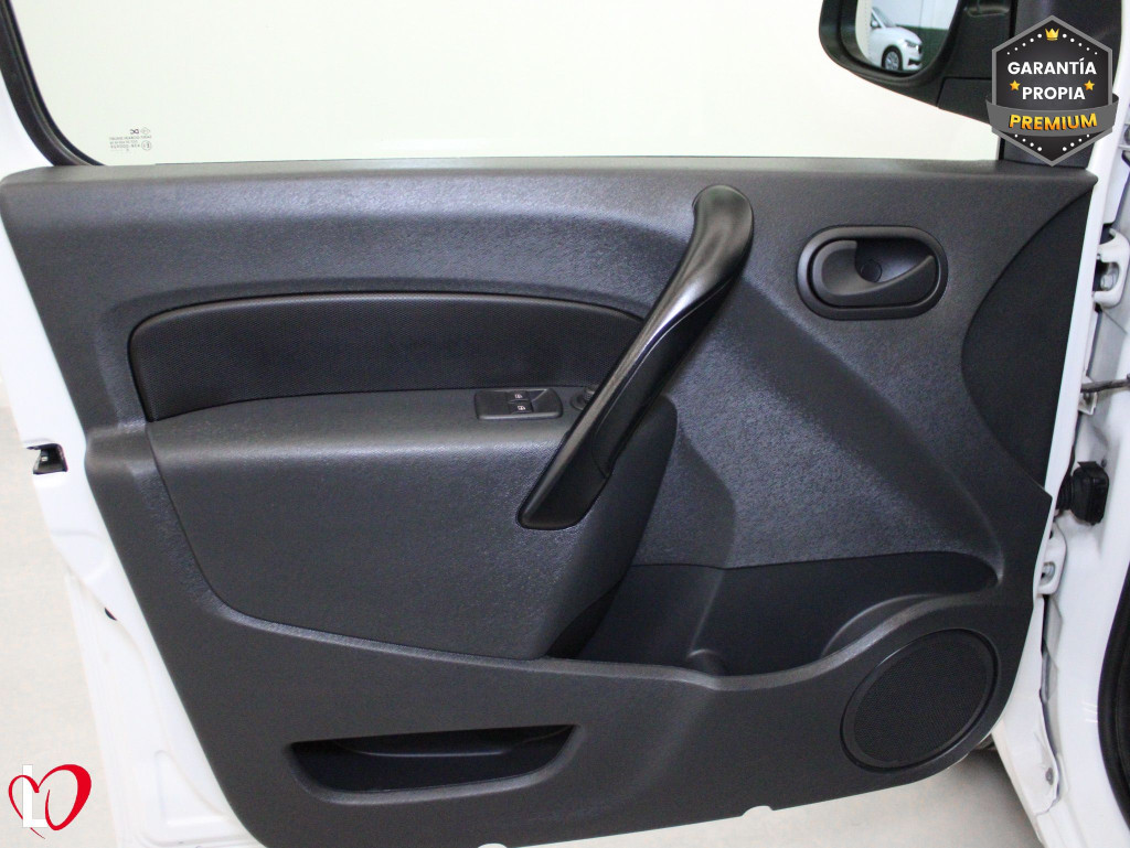 RENAULT KANGOO 1.5 DCI FURGÓN MAXI  90 de segunda mano