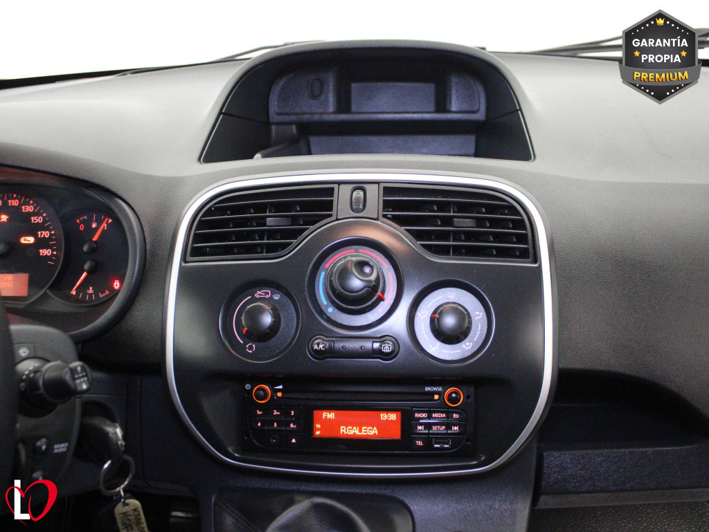 RENAULT KANGOO 1.5 DCI FURGÓN MAXI 95 de segunda mano