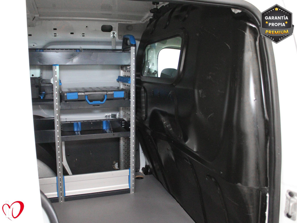 RENAULT KANGOO 1.5 DCI FURGÓN TALLER 6 VEL 95 de segunda mano