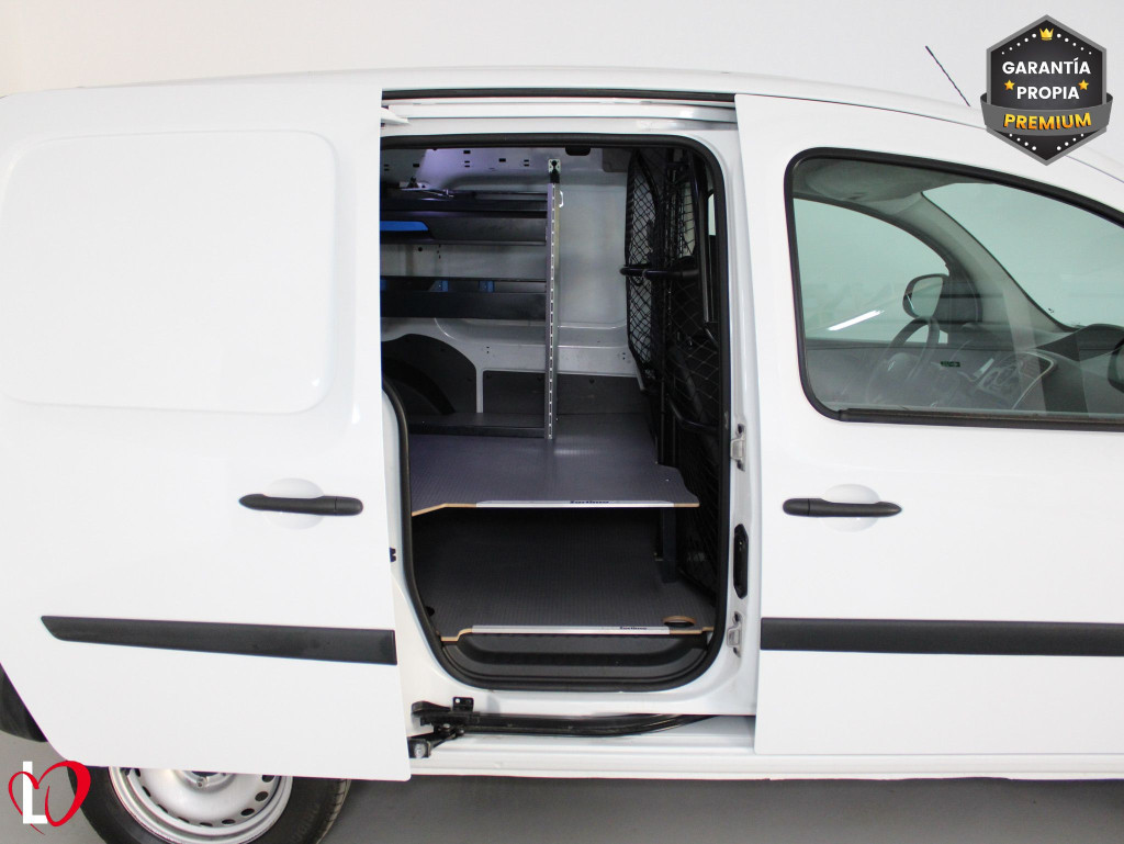 RENAULT KANGOO 1.5 DCI FURGÓN TALLER 6 VEL 95 de segunda mano