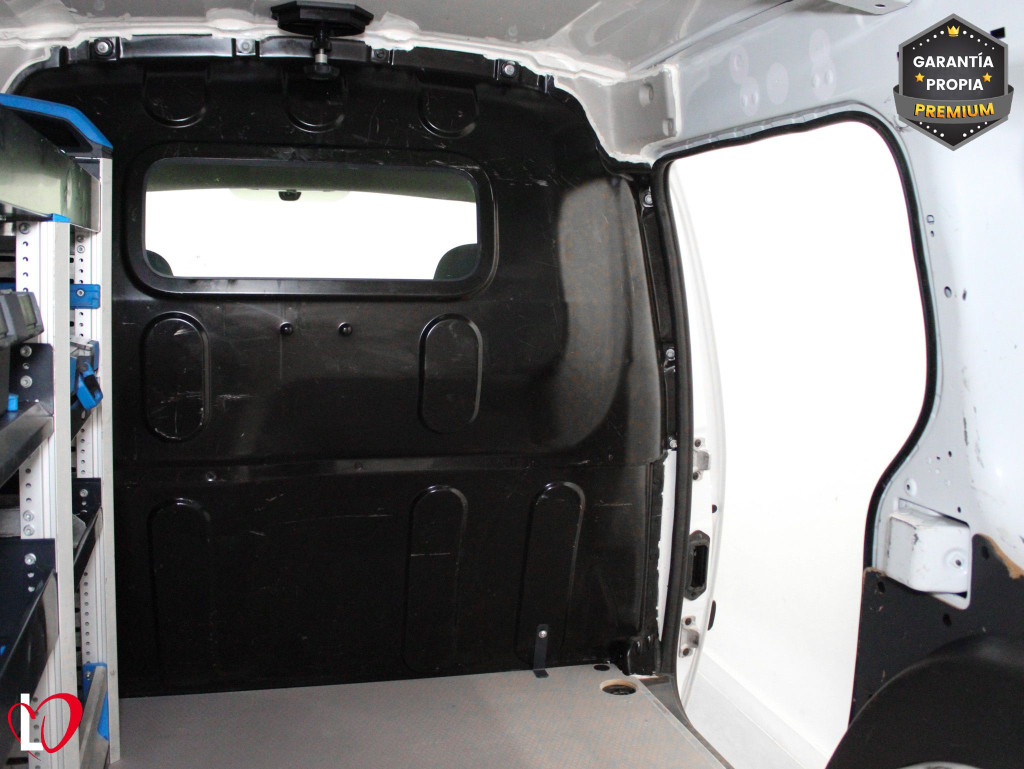 RENAULT KANGOO 1.5 DCI FURGÓN TALLER 6 VEL 95 de segunda mano