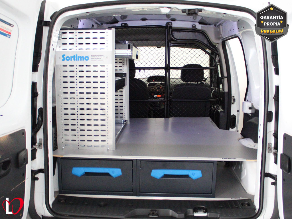 RENAULT KANGOO 1.5 DCI FURGÓN TALLER 6 VEL 95 de segunda mano