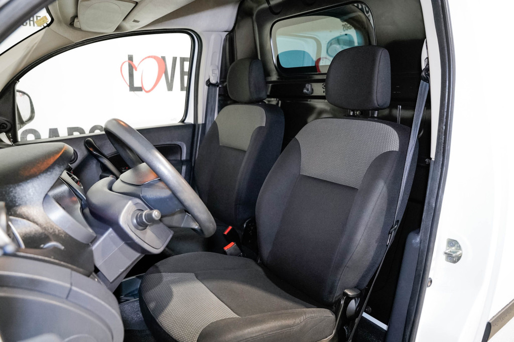 RENAULT KANGOO 1.5 DCI FURGÓN TALLER 75 de segunda mano