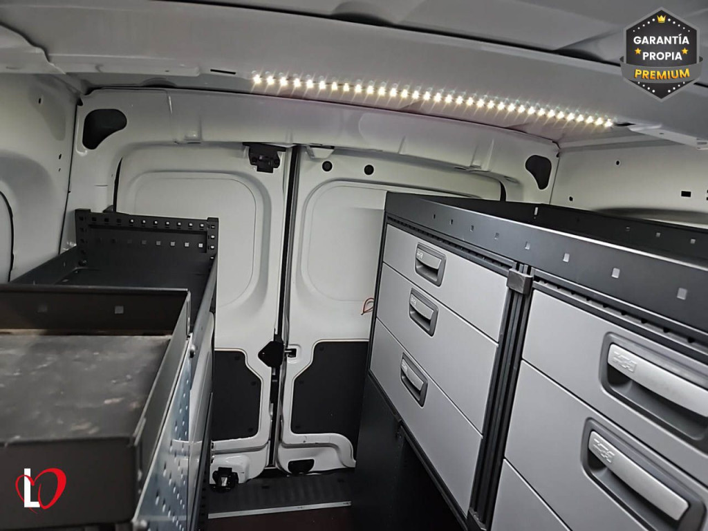RENAULT KANGOO 1.5 DCI FURGÓN TALLER GPS 6 VEL 80 de segunda mano