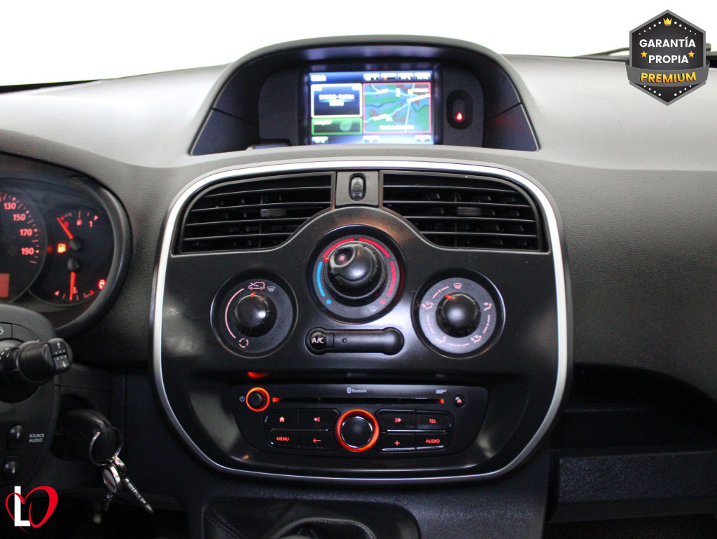RENAULT KANGOO 1.5 DCI FURGÓN TALLER MAXI 6 VEL 95 de segunda mano