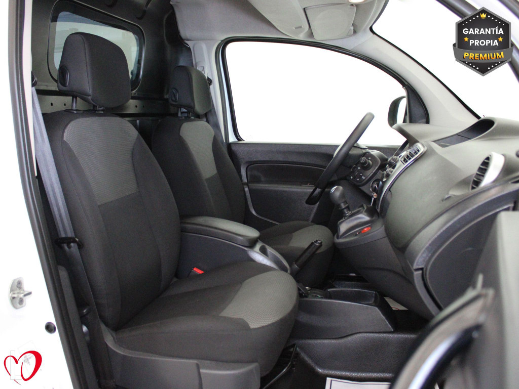 RENAULT KANGOO 1.5 DCI FURGÓN TALLER MAXI 6 VEL 95 de segunda mano