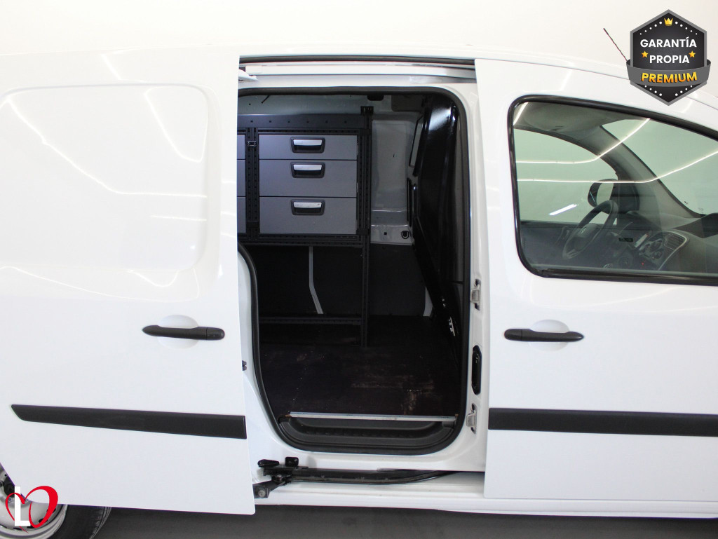 RENAULT KANGOO 1.5 DCI FURGÓN TALLER MAXI 6 VEL 95 de segunda mano