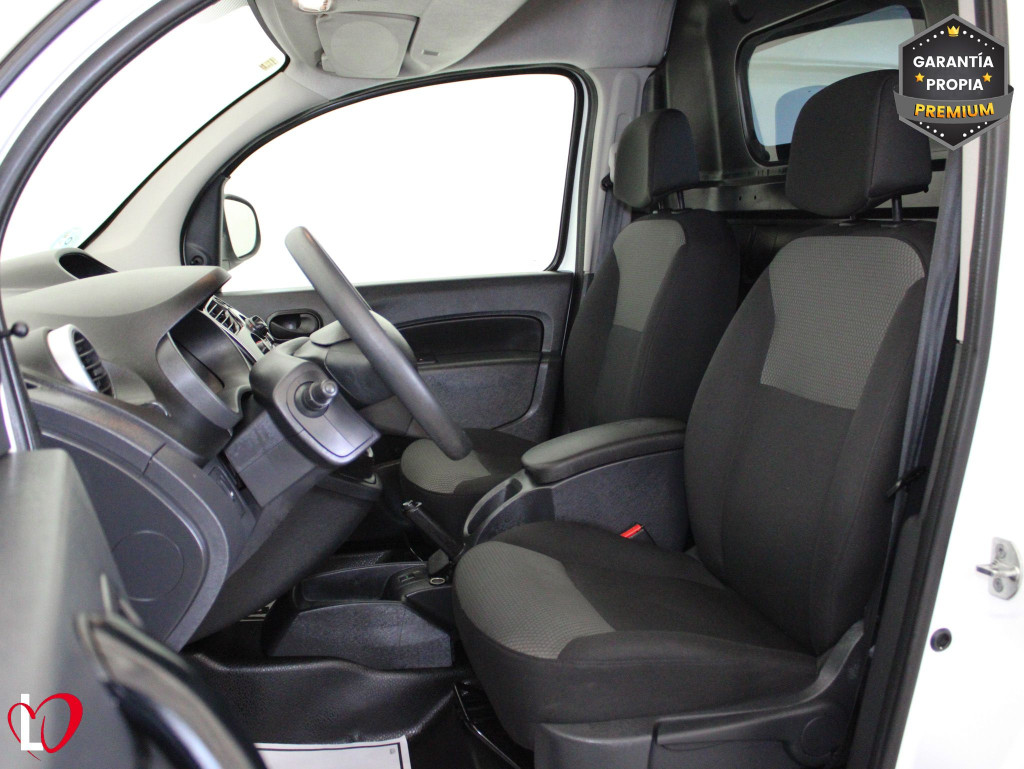 RENAULT KANGOO 1.5 DCI FURGÓN TALLER MAXI 6 VEL 95 de segunda mano