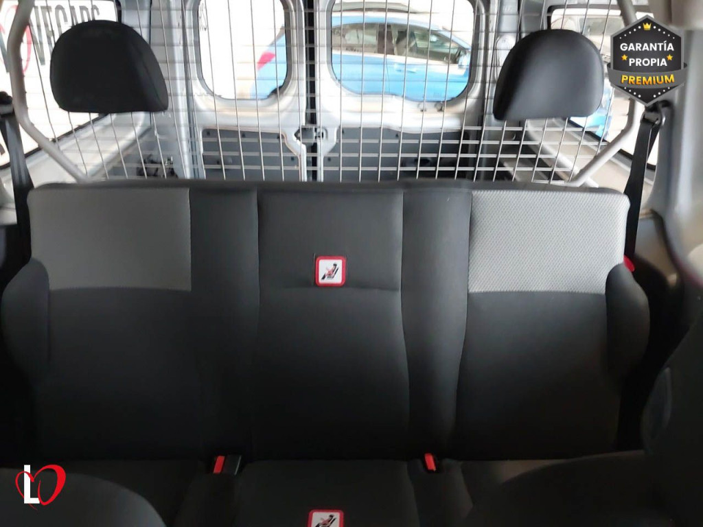 RENAULT KANGOO 1.5 DCI MAXI 4plazas COMBI 115 de segunda mano