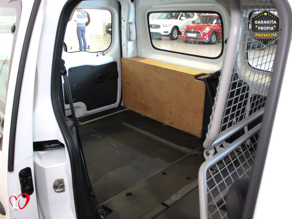 RENAULT KANGOO 1.5 DCI MAXI COMBI 4 95 de segunda mano