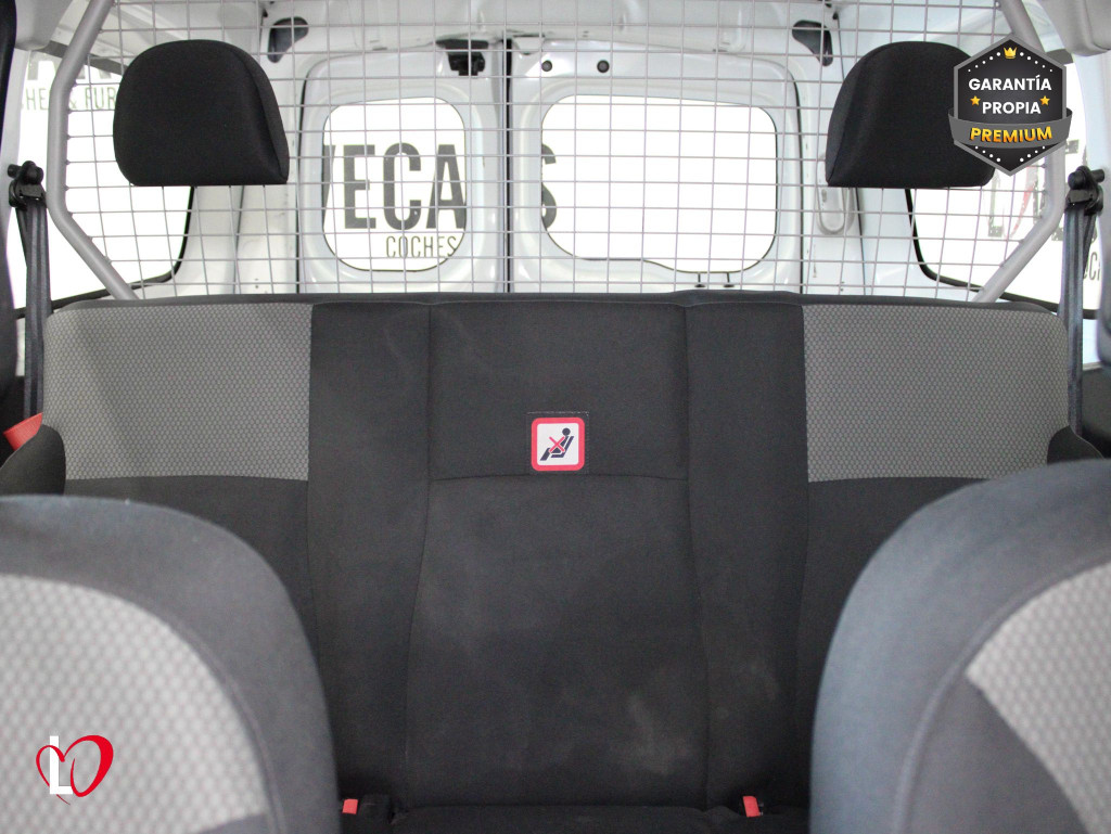 RENAULT KANGOO 1.5 DCI MAXI COMBI 4 95 de segunda mano