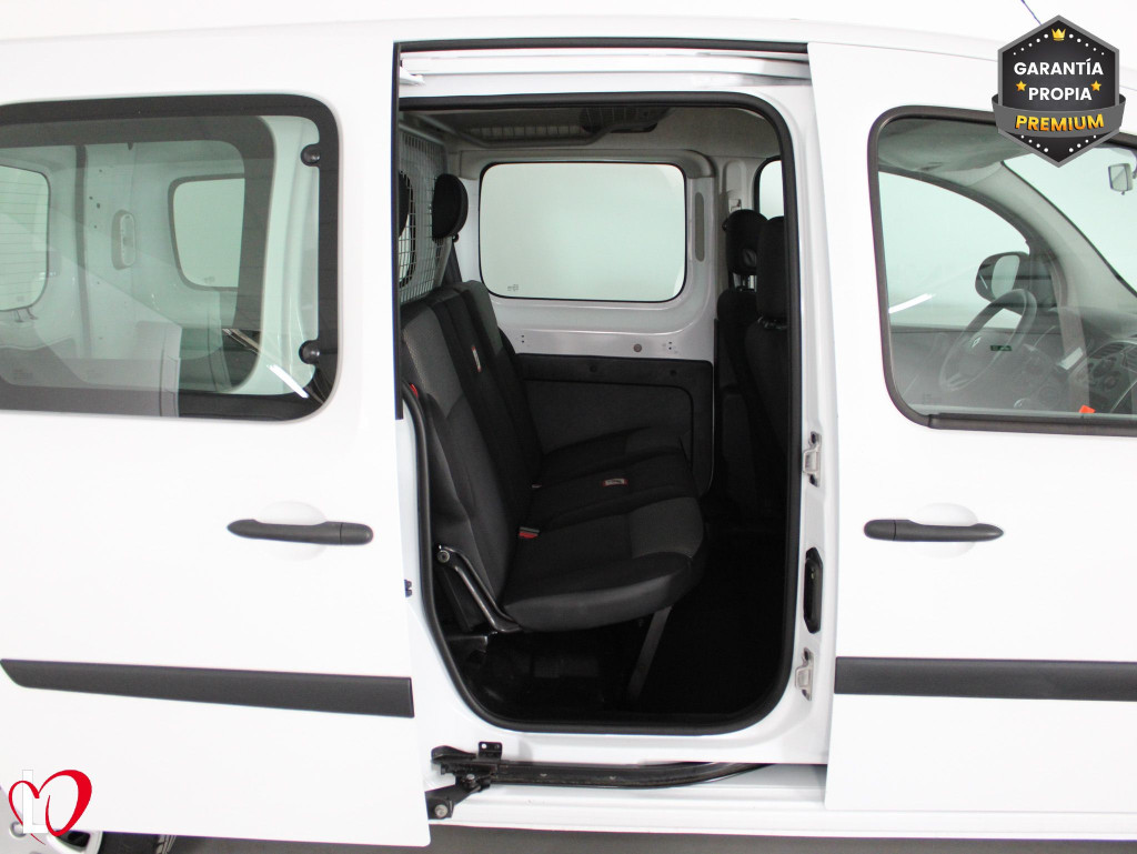 RENAULT KANGOO 1.5 DCI MAXI COMBI 4 95 de segunda mano