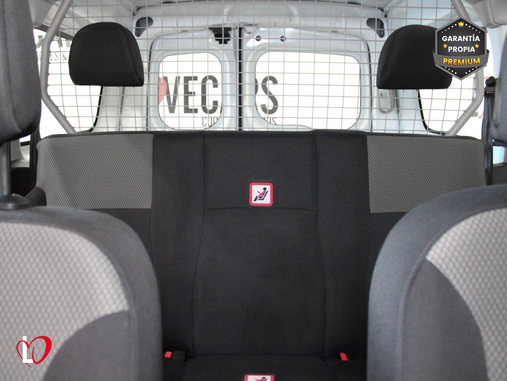 RENAULT KANGOO 1.5 DCI MAXI COMBI 4 GPS 95 de segunda mano