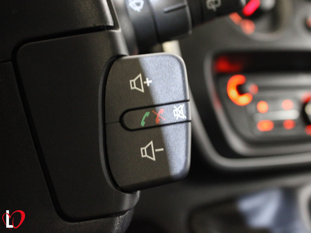 RENAULT KANGOO COMBI 1.5 DCI COMBI 5 PLAZAS 75 de segunda mano