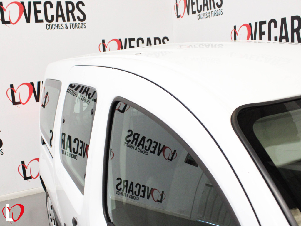 RENAULT KANGOO COMBI 1.5 DCI COMBI 5 PLAZAS 75 de segunda mano