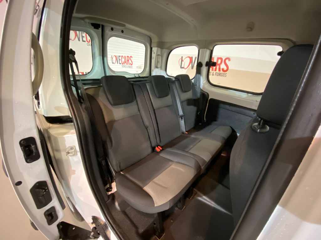 RENAULT KANGOO COMBI 5 PLAZAS 1.5 DCI  90CV de segunda mano
