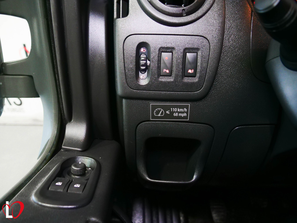 RENAULT MASTER 2.3 DCI FURGON L1 H1 130 de segunda mano