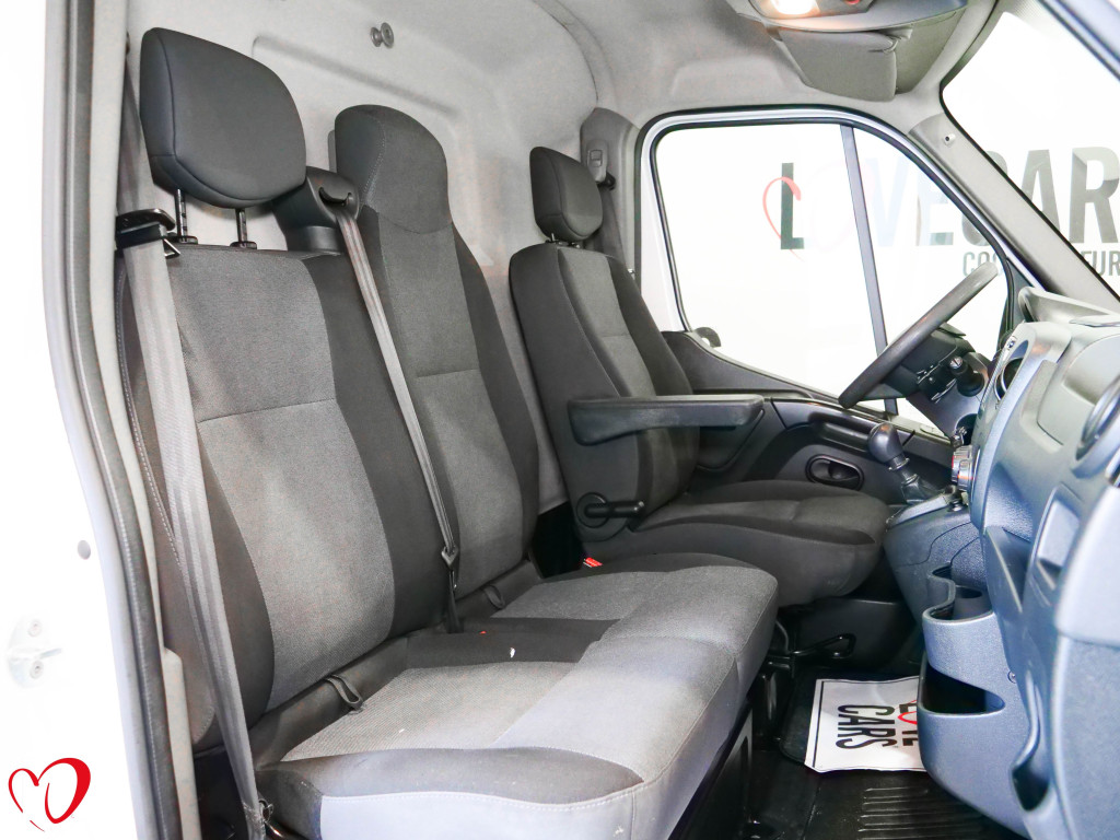 RENAULT MASTER 2.3 DCI FURGON L1 H1 130 de segunda mano