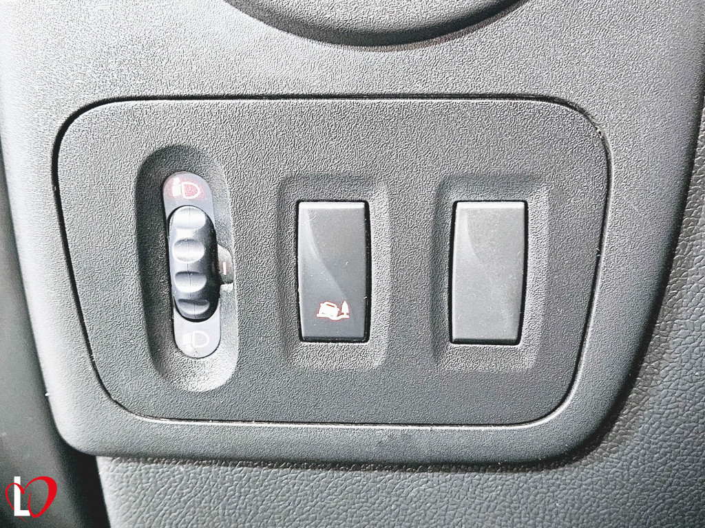 RENAULT MASTER 2.3 DCI FURGON L1 H1 de segunda mano