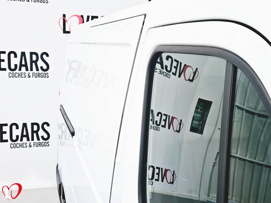 RENAULT MASTER 2.3 DCI FURGON L1 H1 de segunda mano