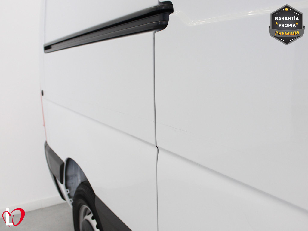 RENAULT MASTER 2.3 DCI FURGON L2 H2 3300 GPS 135 de segunda mano