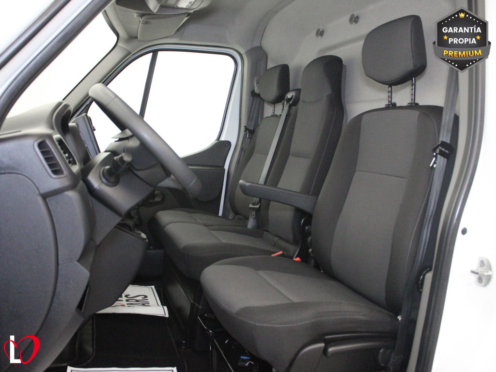 RENAULT MASTER 2.3 DCI FURGON L2H2 3300 GPS 135 de segunda mano