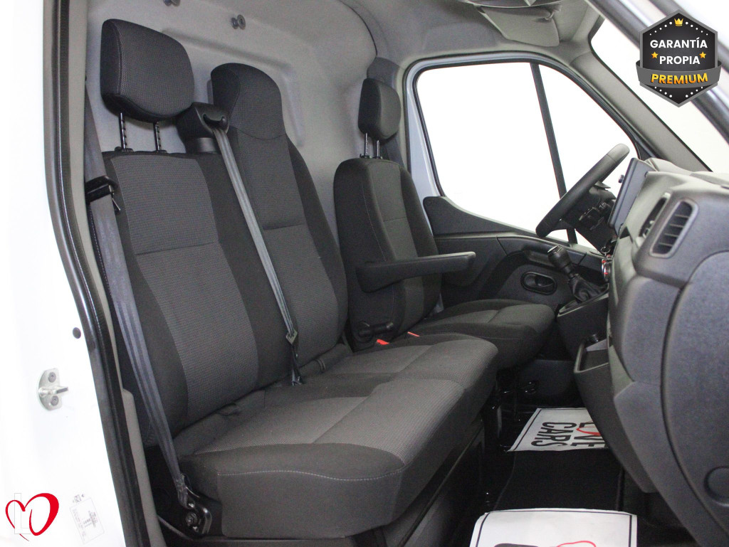 RENAULT MASTER 2.3 DCI FURGON L2H2 3300 GPS 135 de segunda mano