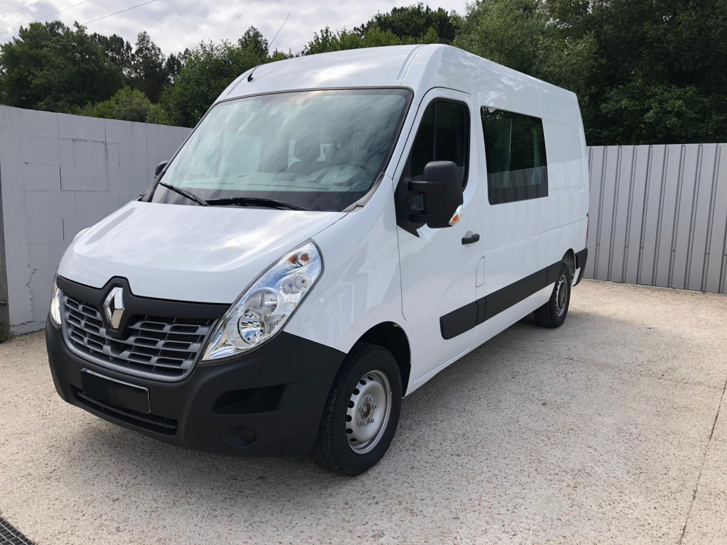 RENAULT MASTER COMBI 7 PLAZAS L2H2 2.3 DCI 3500 110 CV de segunda mano