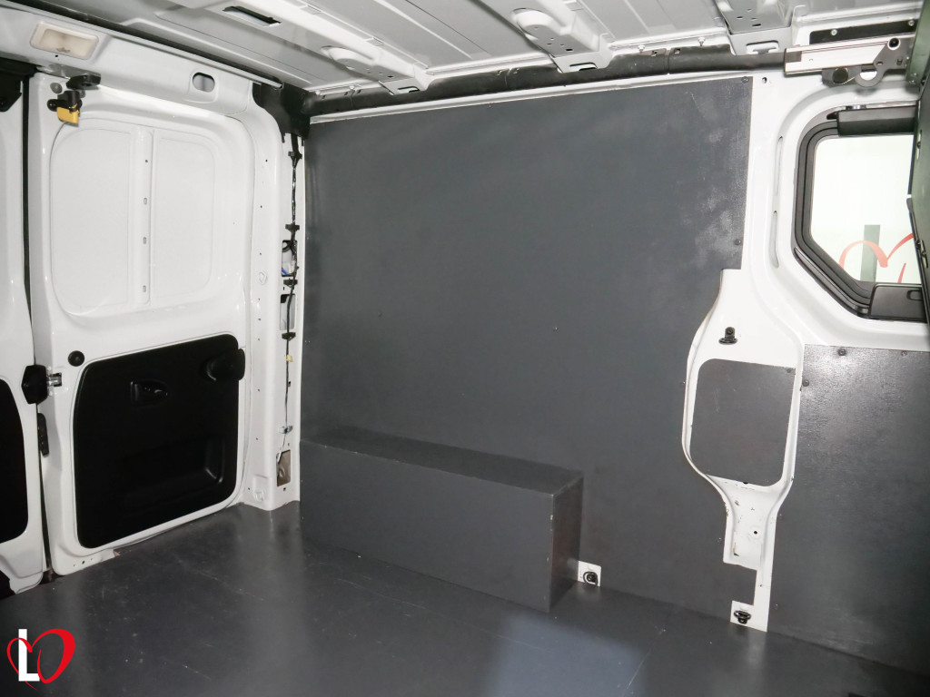 RENAULT TRAFIC 1.6 DCI COMBI 6 LARGA 120 de segunda mano