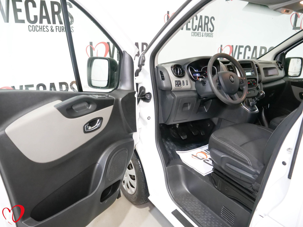 RENAULT TRAFIC 1.6 DCI COMBI 6 LARGA 120 de segunda mano