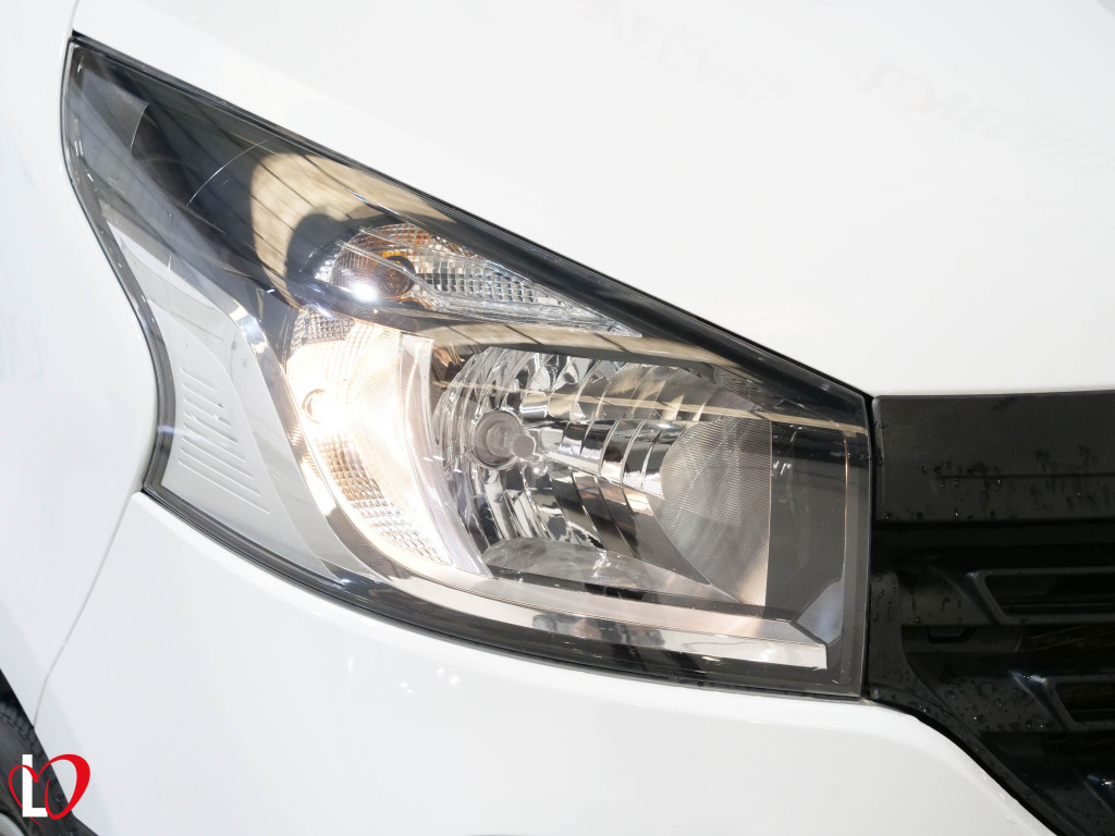 RENAULT TRAFIC 1.6 DCI COMBI 6 LARGA 120 de segunda mano