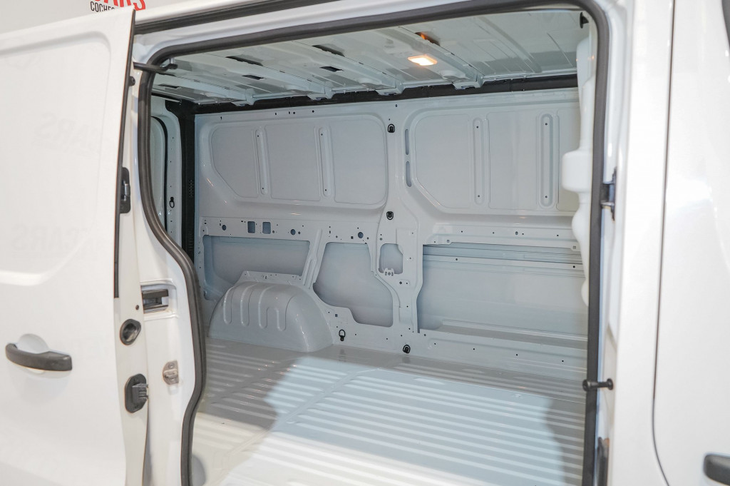 RENAULT TRAFIC 1.6 DCI FURGÓN CERRADO L2 H1 120 de segunda mano
