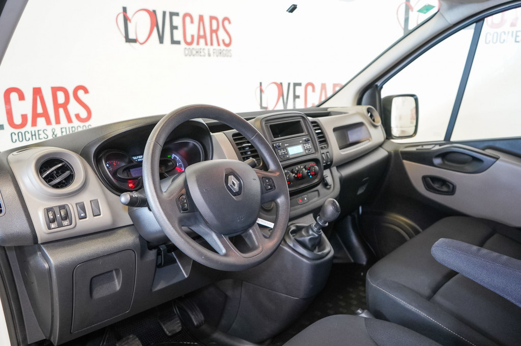 RENAULT TRAFIC 1.6 DCI FURGÓN CERRADO L2 H1 120 de segunda mano