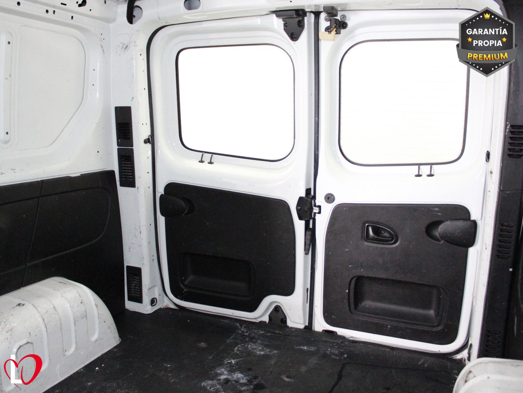 RENAULT TRAFIC 1.6 DCI FURGON L1 H1 125 de segunda mano