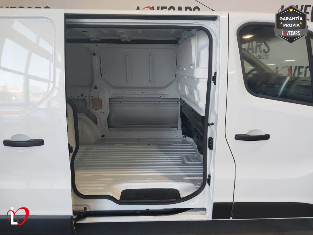 RENAULT TRAFIC 1.6 DCI FURGON L1 H1 95 de segunda mano