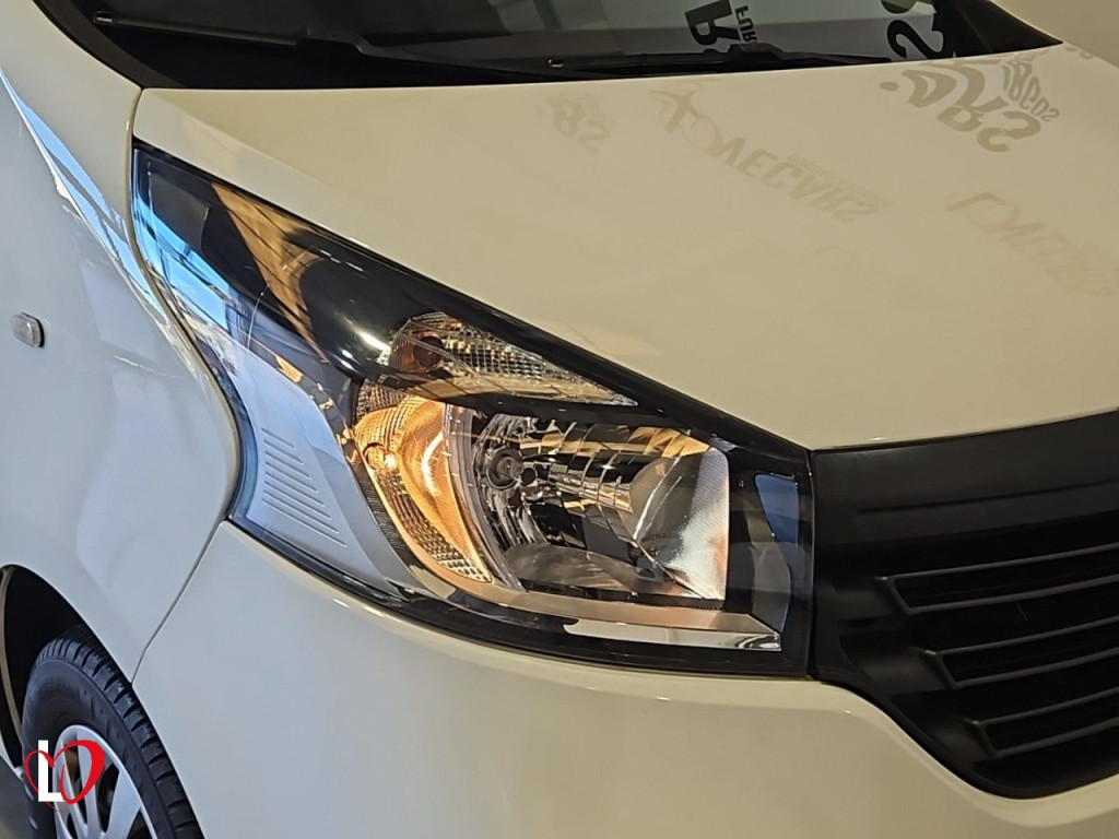 RENAULT TRAFIC 1.6 DCI ZEN L2 8 PLAZAS 125 de segunda mano