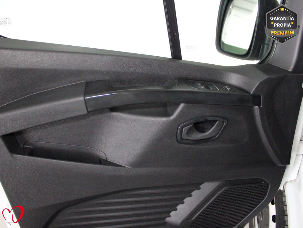RENAULT TRAFIC 2.0 BluedCi L1 H1 FURGÓN 110 de segunda mano
