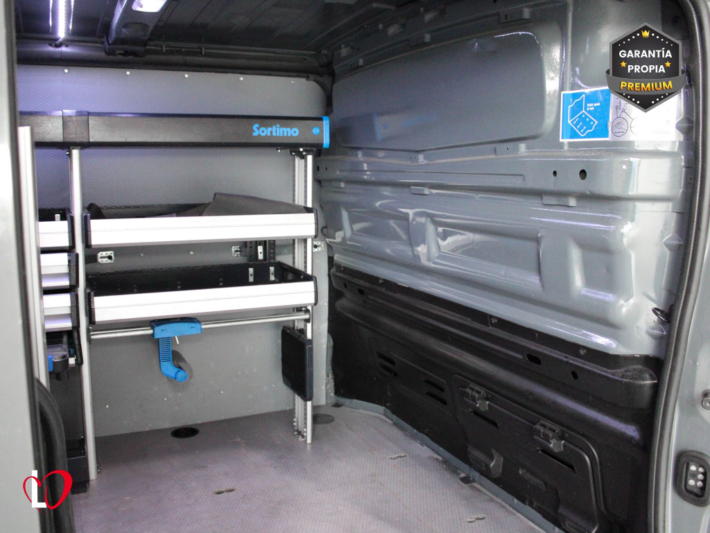 RENAULT TRAFIC 2.0 DCI AUTO.FURGON TALLER 145 de segunda mano