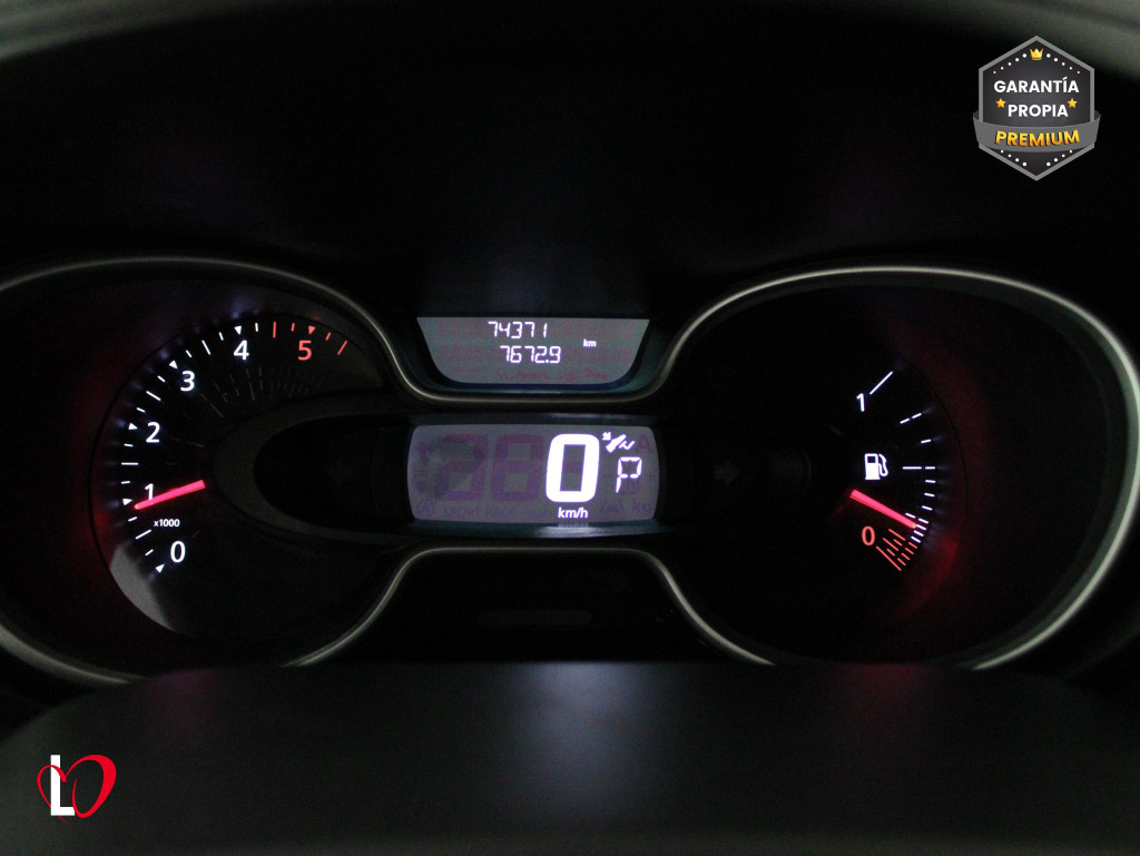 RENAULT TRAFIC 2.0 DCI AUTO.FURGON TALLER 145 de segunda mano