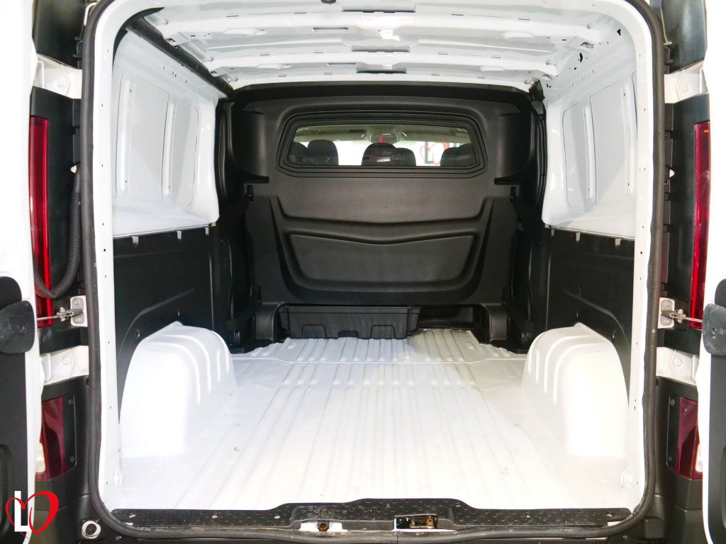 RENAULT TRAFIC 2.0 DCI COMBI 6 L2 120 de segunda mano
